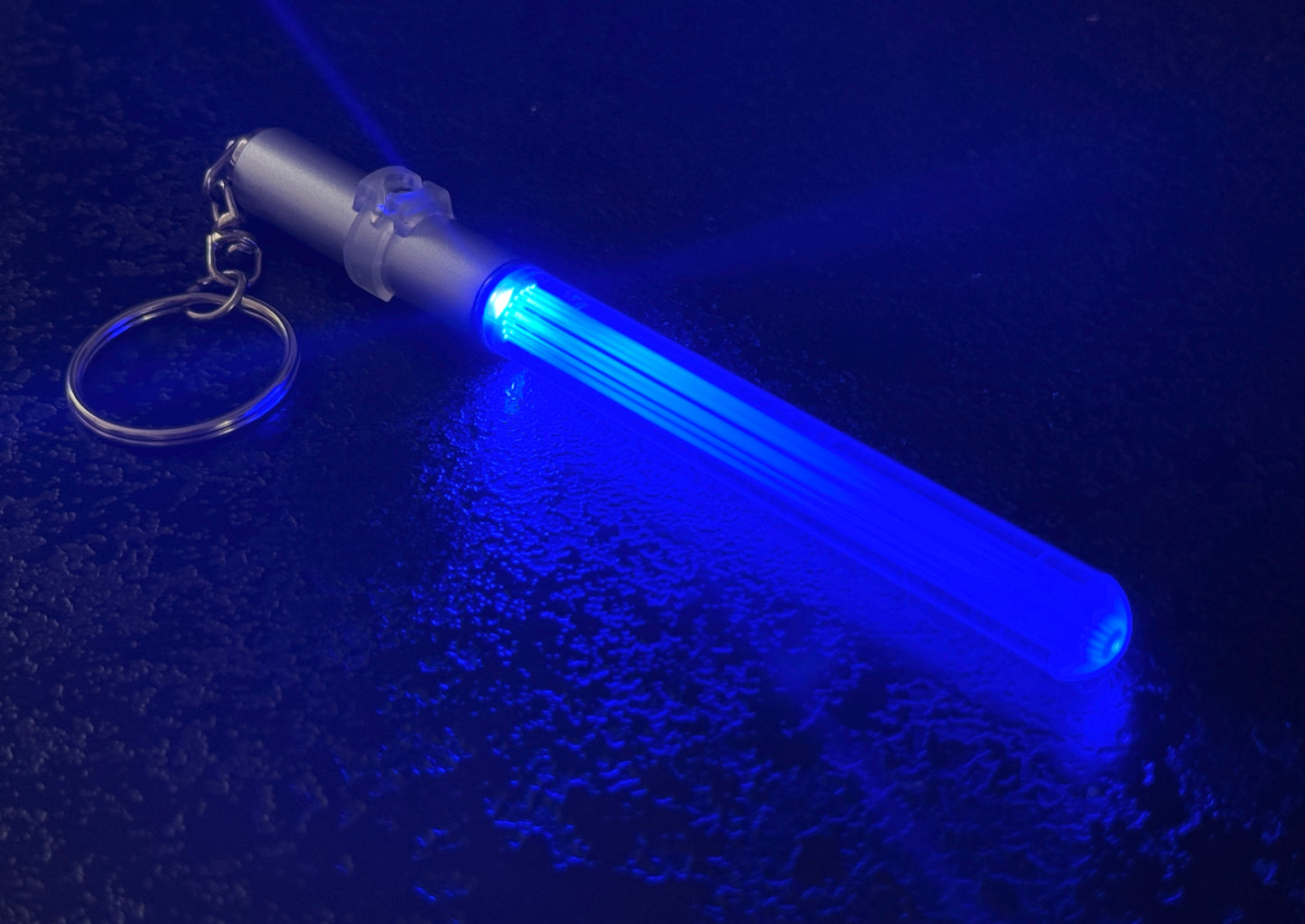 Geschenkset „Führung für 3 Personen mit Laserschwertkampf“